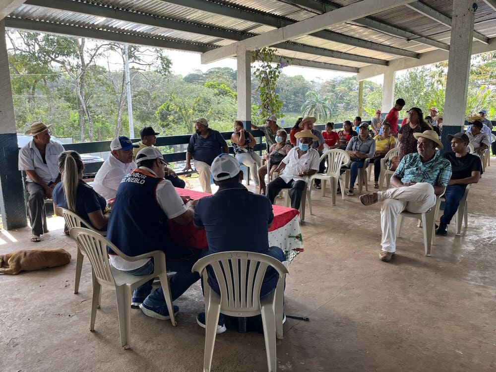 Comunidades del distrito de Capira esperan por soluciones de carretera y energía eléctrica