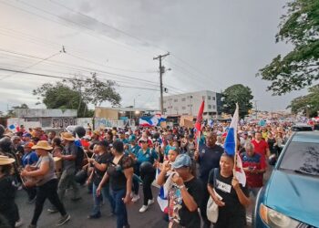 Meduca procederá a retener pagos a educadores que insistan seguir en las huelgas