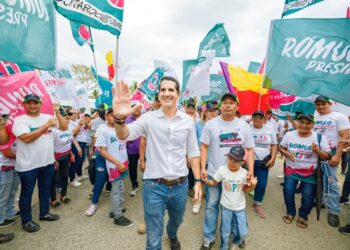 Roux recorre Chame y se compromete a generar crecimiento y empleo