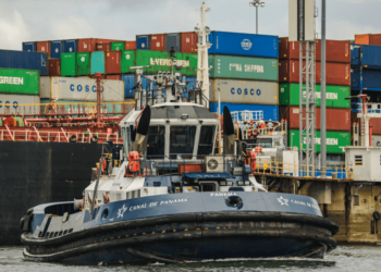 Canal de Panamá celebra sus operaciones en medio de desafíos