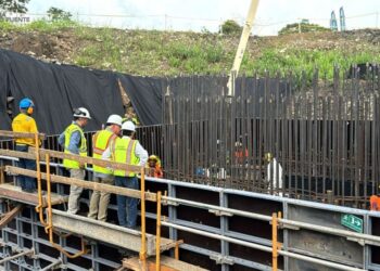 Ministro del Mop reconoce que trabajos del Cuarto puente son lentos