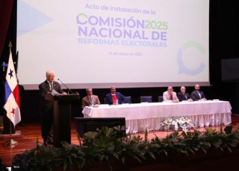 Instalan comisión que reformará el Código Electoral
