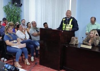 Atienden petición de moradores de Chame y San Carlos y suspenden inversión de carriles hacia el interior