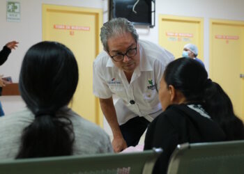 Ministro de Salud cuestiona negligencias médicas en el hospital Nicolás A. Solano