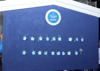 Gobierno entrega a 700 personas de Panamá Oeste soluciones habitacionales