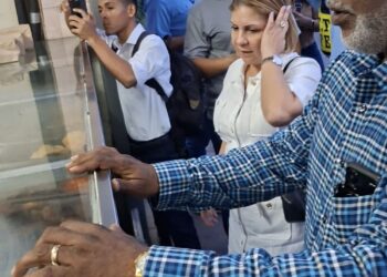 Ministra de Gobierno vivió el tranque hacia el Oeste, reconoce que el embudo esta en el puente de Las Américas