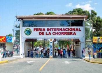 Alerta por cobros ilegales en la Feria de La Chorrera