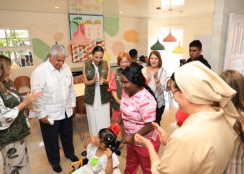 Hogar Malambo en Arraiján inaugura nuevas casas remodeladas con apoyo de la Primera Dama