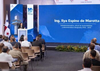 Canal de Panamá advierte posible impacto de El Niño en 2026 y acelera proyectos para garantizar el agua