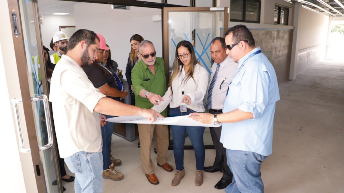Magistrados-Inspeccionan-Oficina-de-Pma.-Oeste-08-1200x726