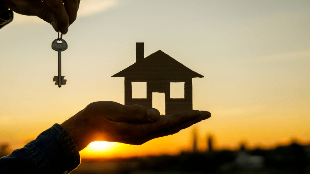 house_and_keys_sunset-800w